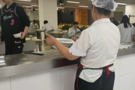 主動擔當，綻放兼職光芒